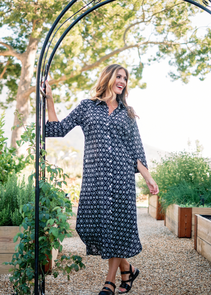 Tinos dress in Black & white