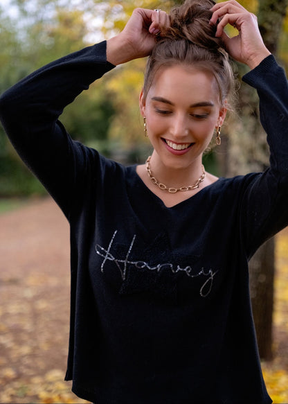 Honey Star Embellished V-Neck Knitted Top – Midnight Black