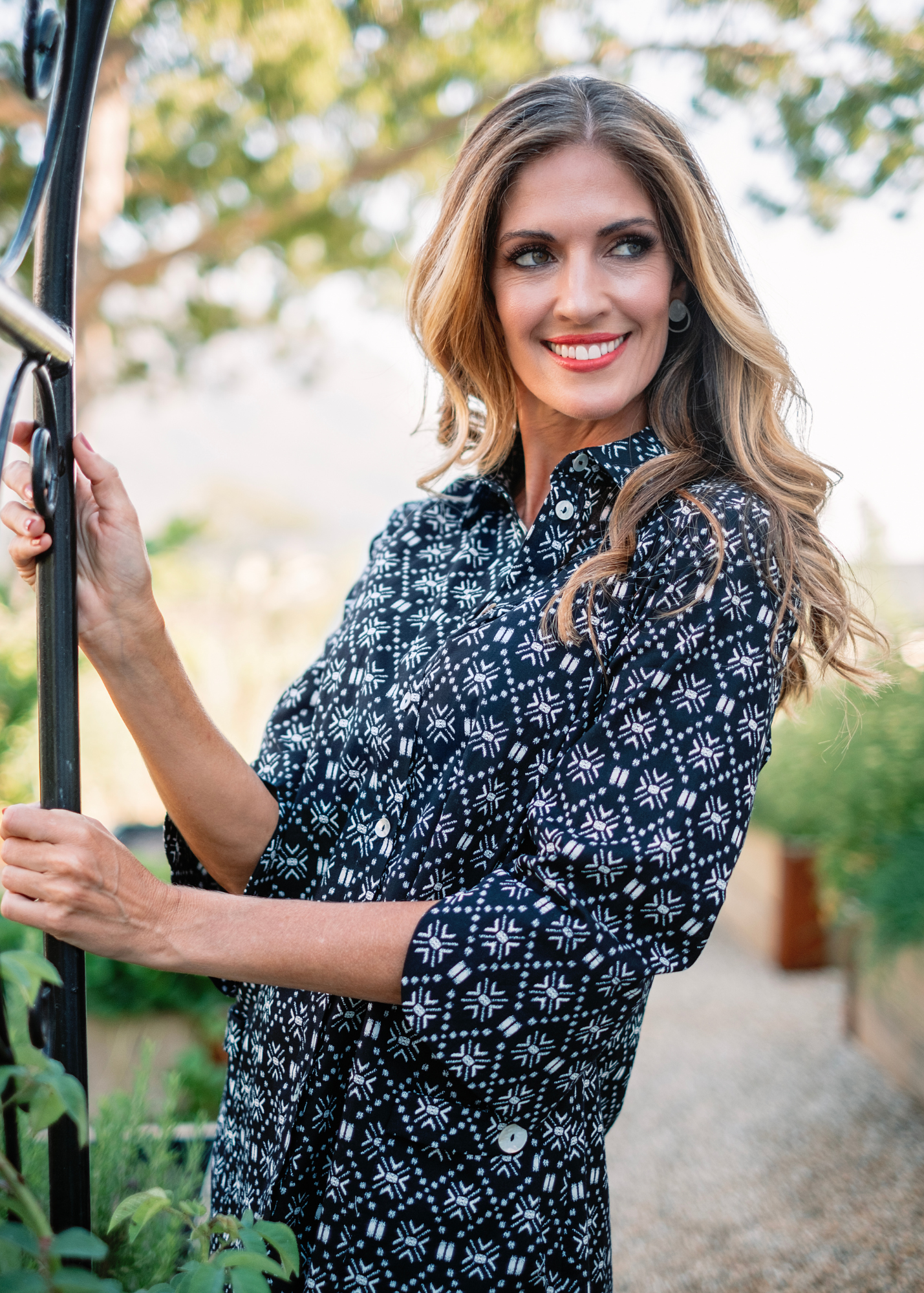 Tinos dress in Black & white