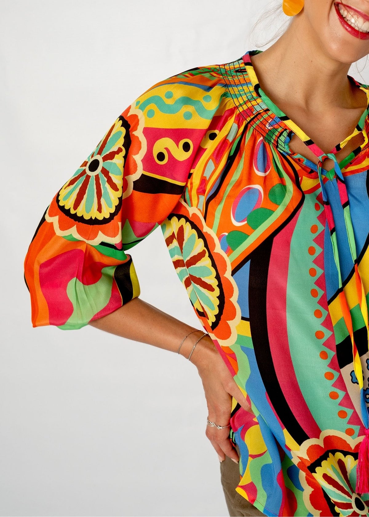Zyra Blouse in Red Retro
