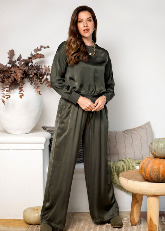 Lila Viscose Silk Blend Pants in Olive Grove