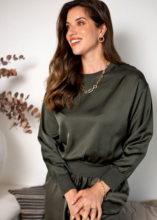 Lila Crew Top Long  Sleeve in Olive Grove