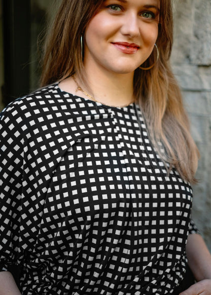 Melany Top in Black Blocks