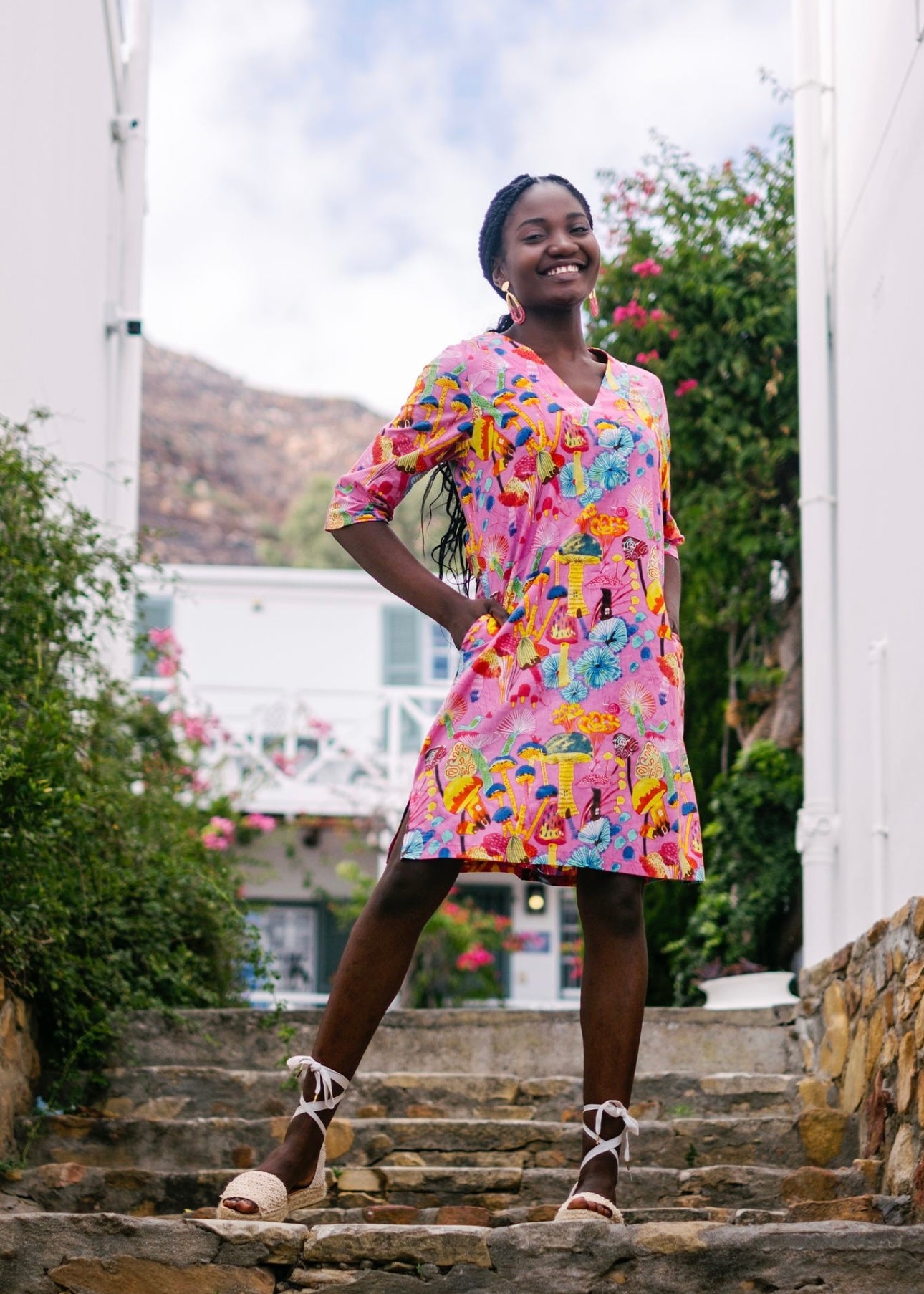 V-Neck tunic, pink mushrooms