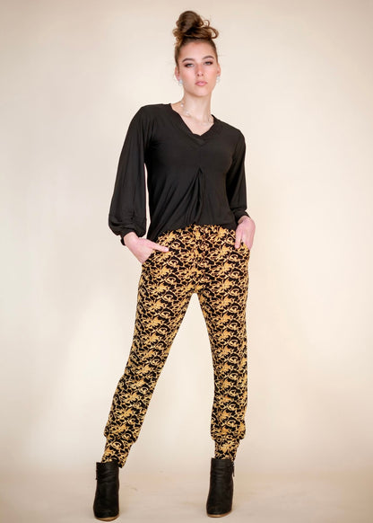 Terry Cuffed Pants Black and Gold