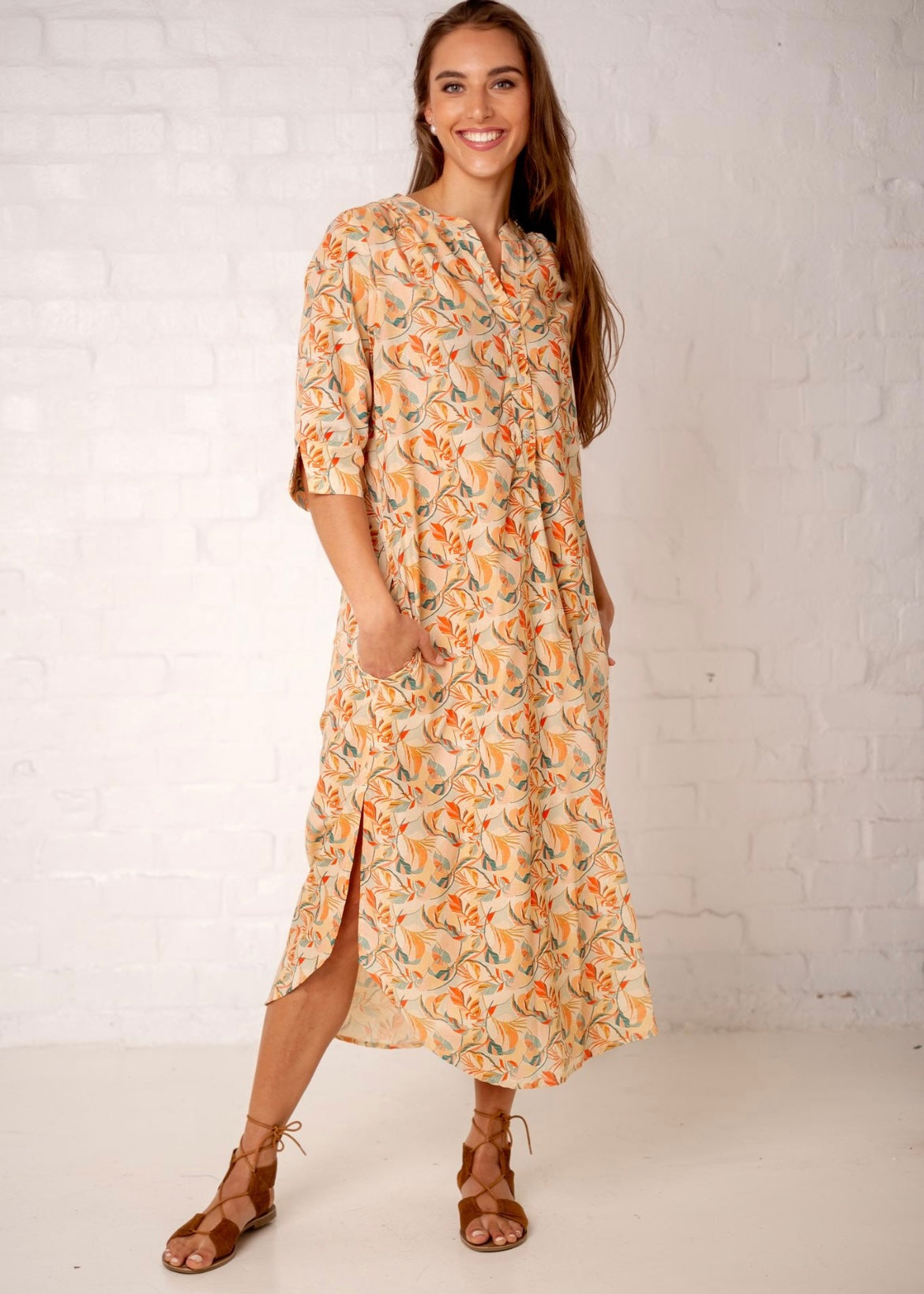 Fergie Cuffed Sleeve in Peach Floral
