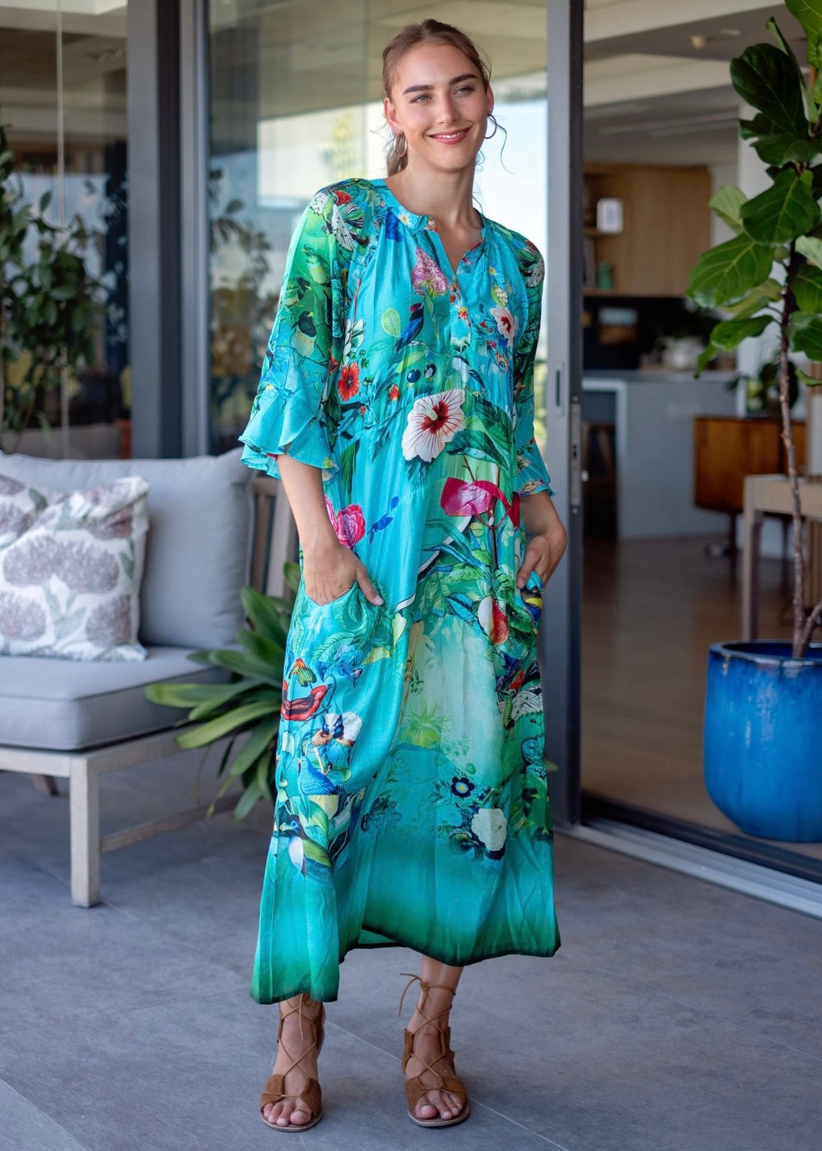 Jubilee Dress in Turquoise Floral