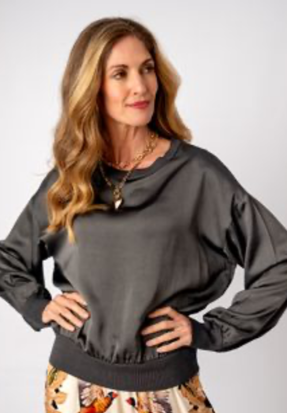 Lila Crew Top Long  Sleeve in Charcoal