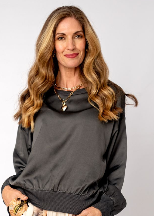 Lila Crew Top Long  Sleeve in Charcoal