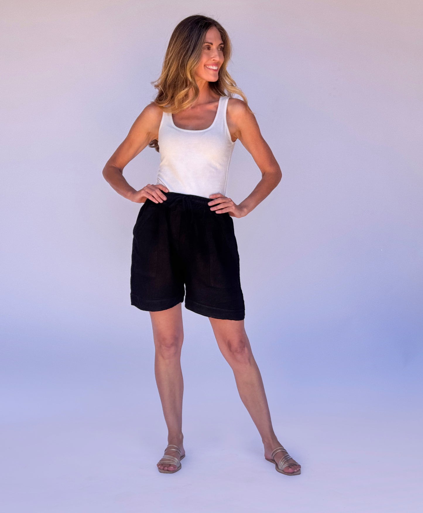 La Vita Linen Shorts – Black